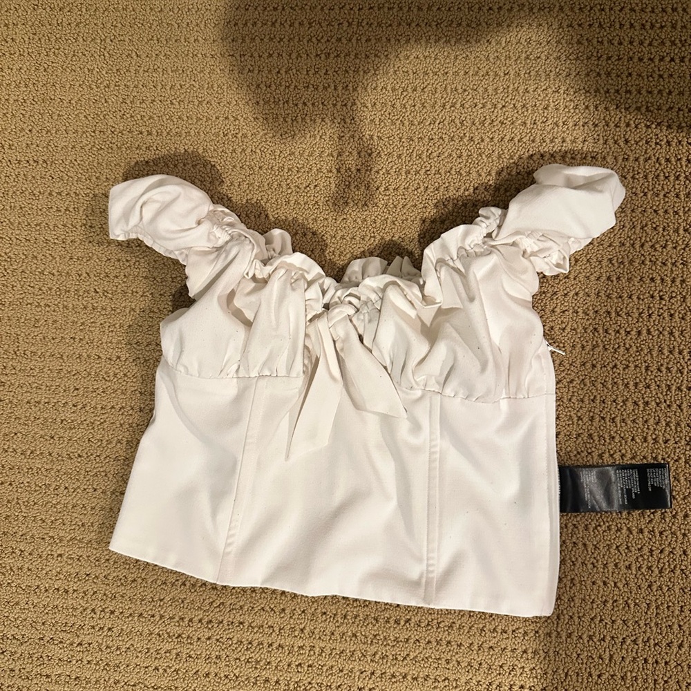 Off-Shoulder White Top - Picture 2 of 4